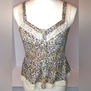 Daisy&Delilah Floral and Lace Size S 14x20